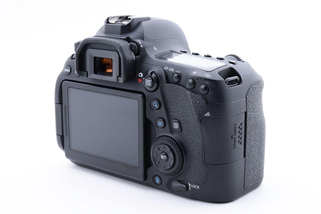 デジタル一眼レフカメラCanon EOS 6D Mark II 望遠レンズセット レンタル] CANON EOS 6D Mark IIと望遠ズームレンズ(70-300mm