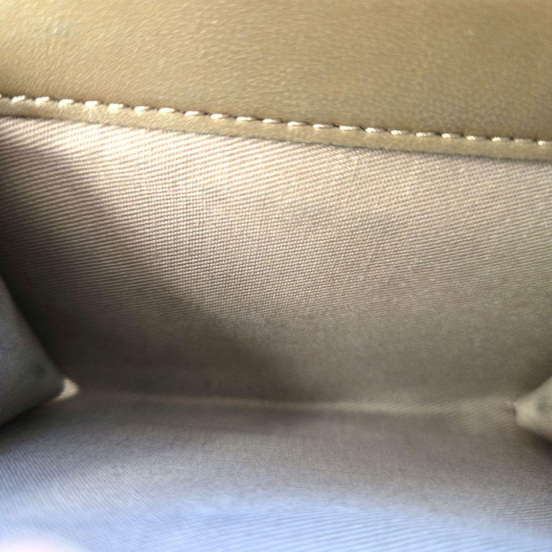♥訳あり♥Tory Burch キルティング 二つ折り財布 ベージュ