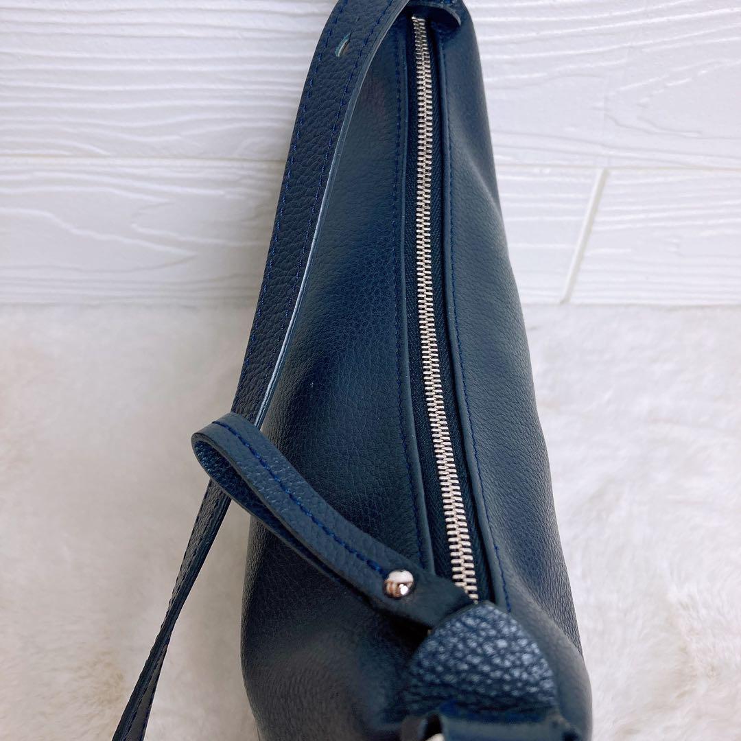 美品☆ LONGCHAMPロンシャン ショルダーバッグ レザー シボ革