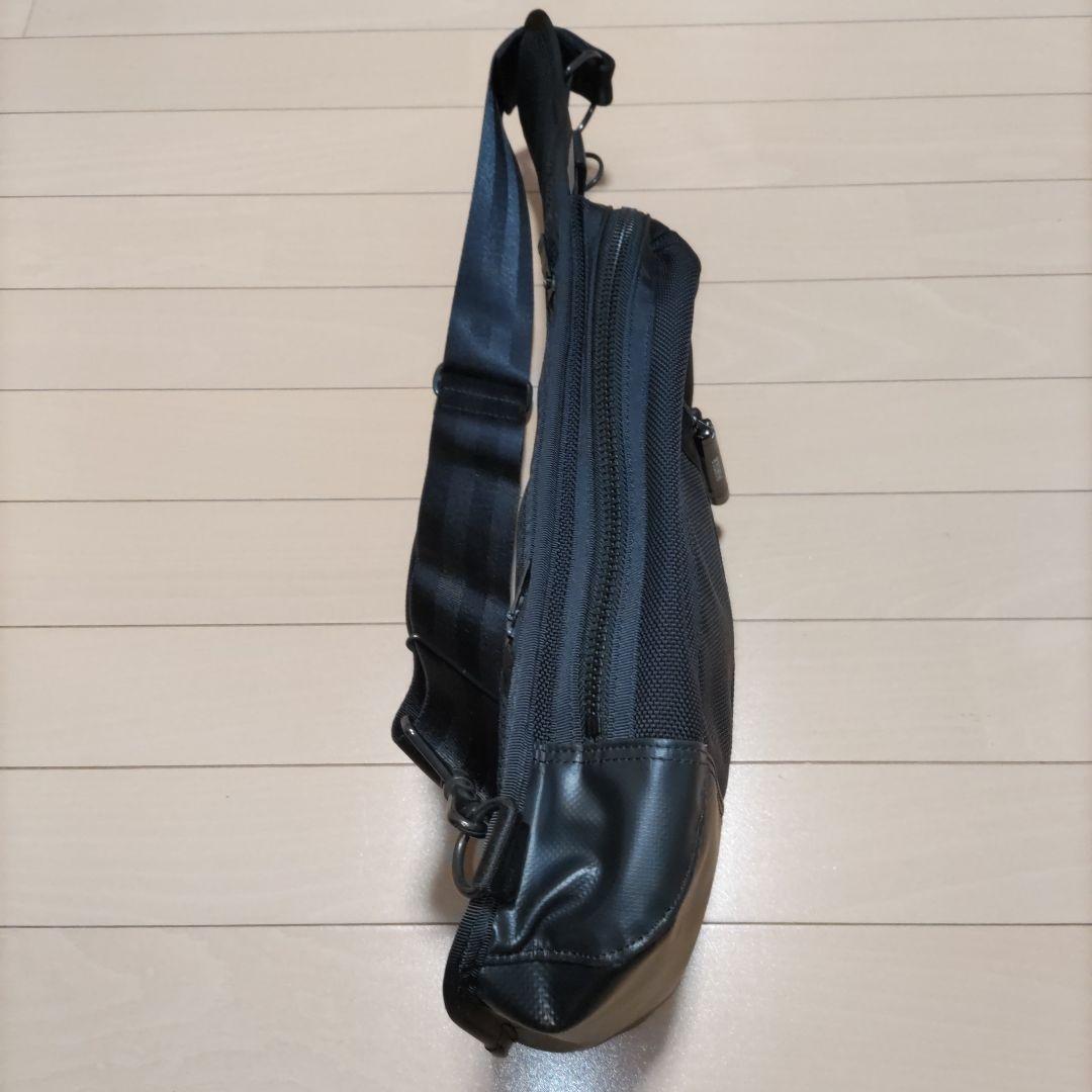 吉田カバン PORTER HEAT SLING SHOULDER BAG