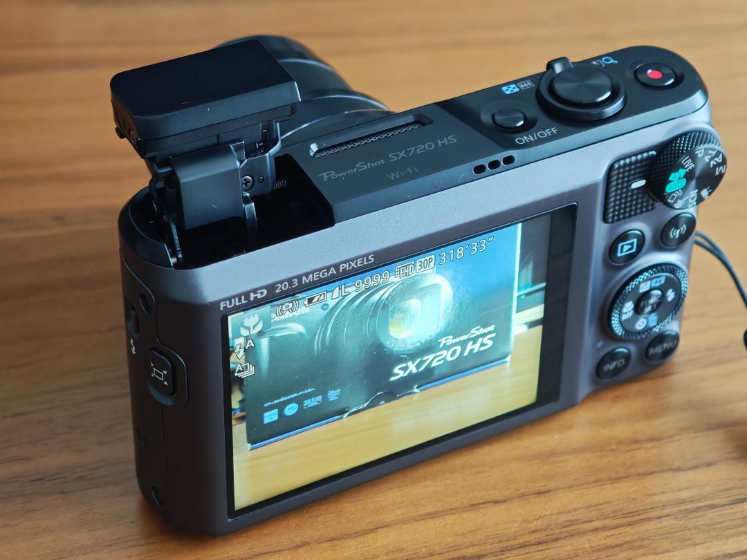 Canon PowerShot SX720 HS 本体