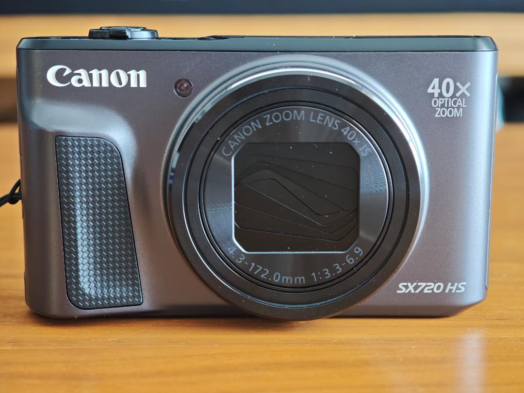 Canon PowerShot SX720 HS 本体