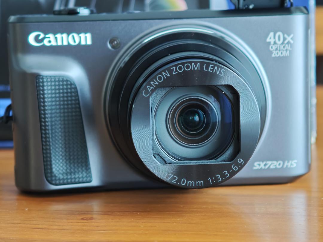 Canon PowerShot SX720 HS 本体