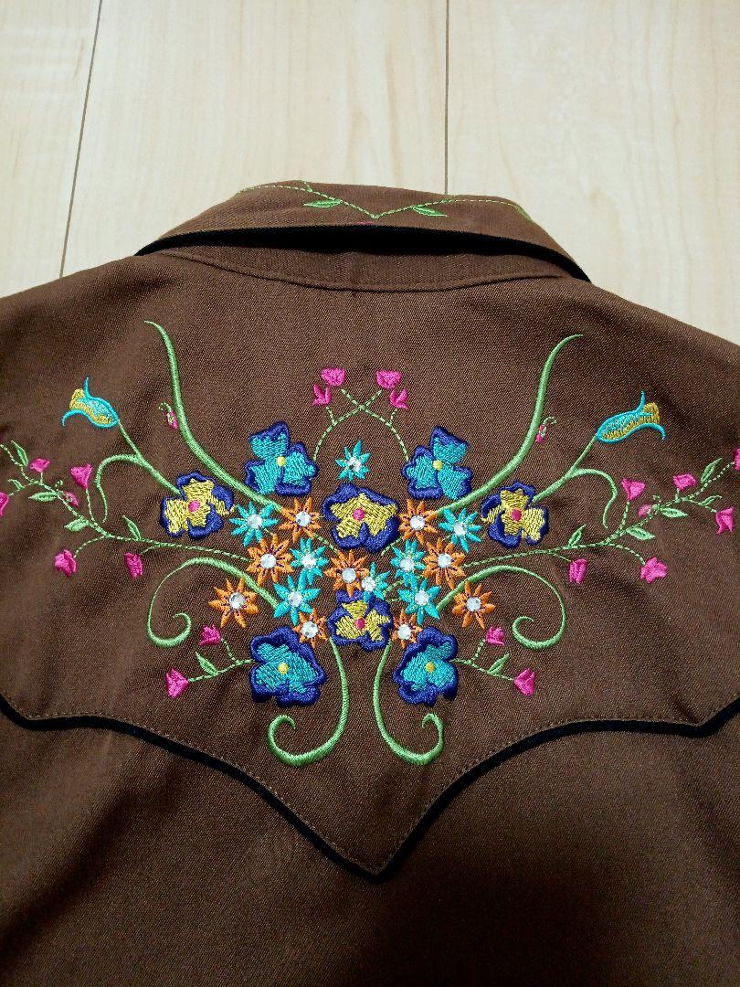 極美品　Scullyスカリー　花柄刺繍　ウエスタンシャツ　ビジュー　ブラウン