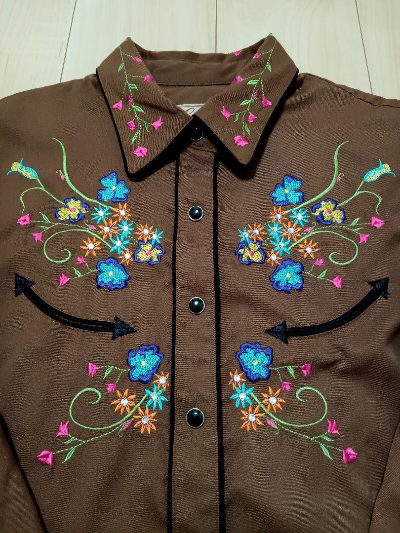 極美品　Scullyスカリー　花柄刺繍　ウエスタンシャツ　ビジュー　ブラウン
