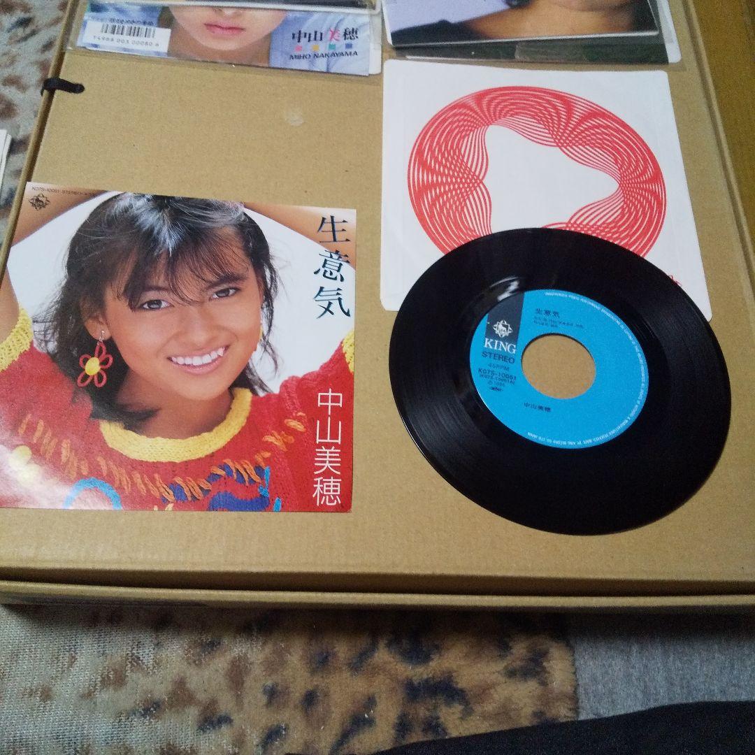 中山美穂 シングルレコード