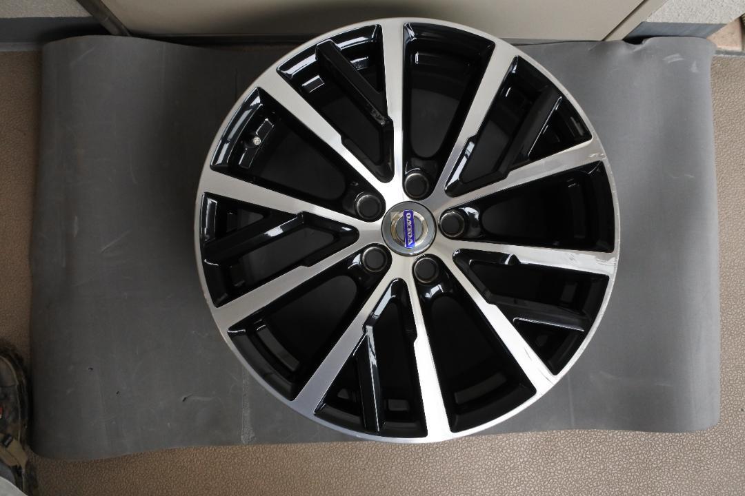 ボルボ V40 純正アルミホイール 18インチ　7.5J　1本