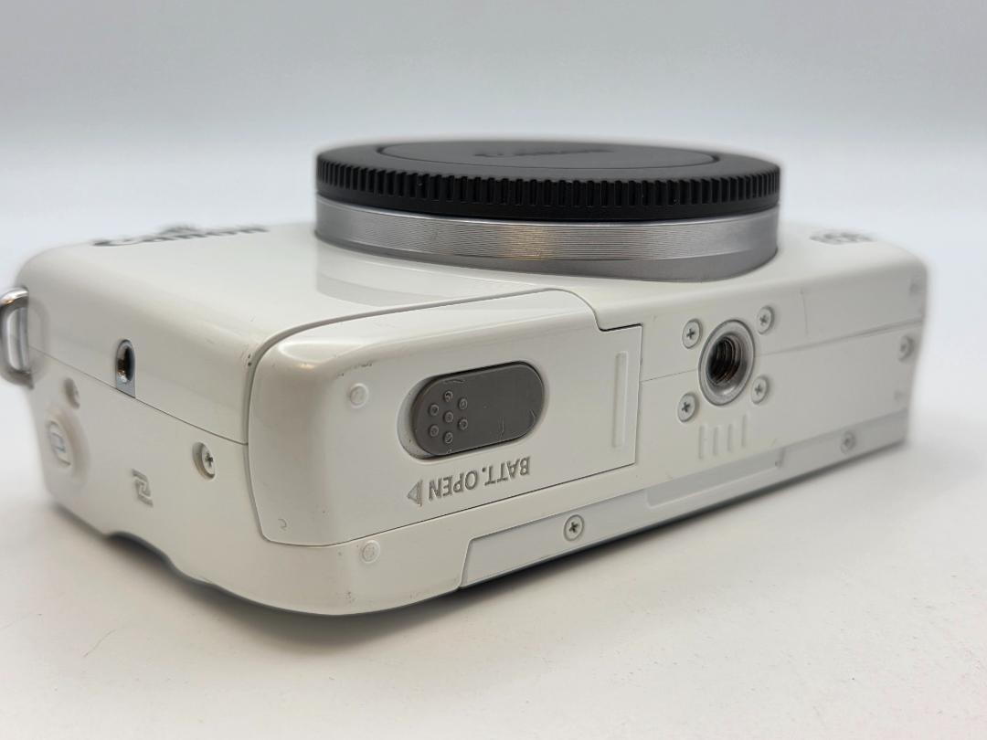 Canon EOS M10 ボディ【やや難あり】