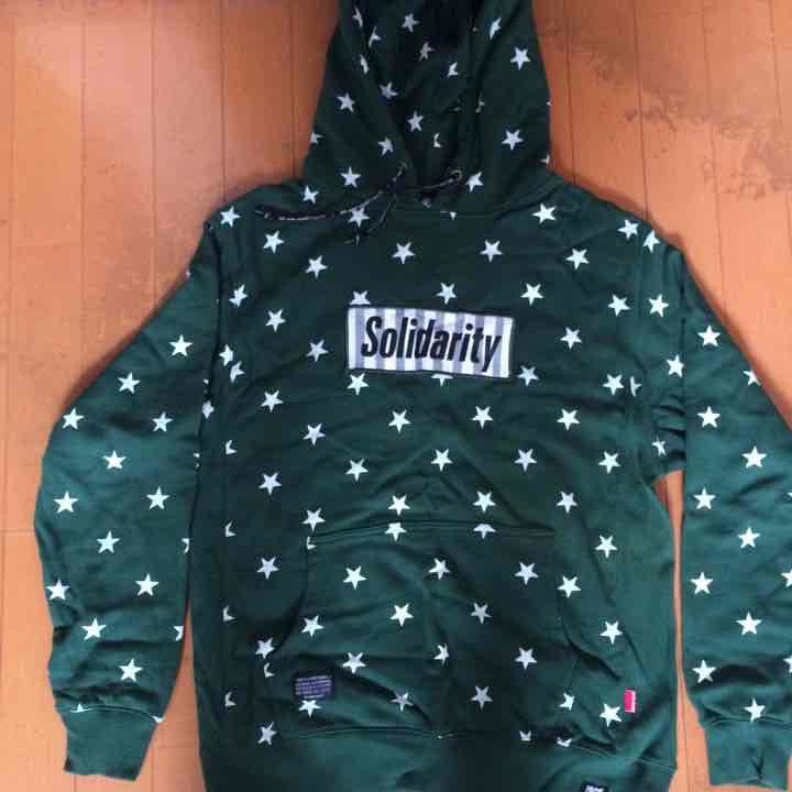 メルカリ かっこいいパーカー 1 500 中古や未使用のフリマ