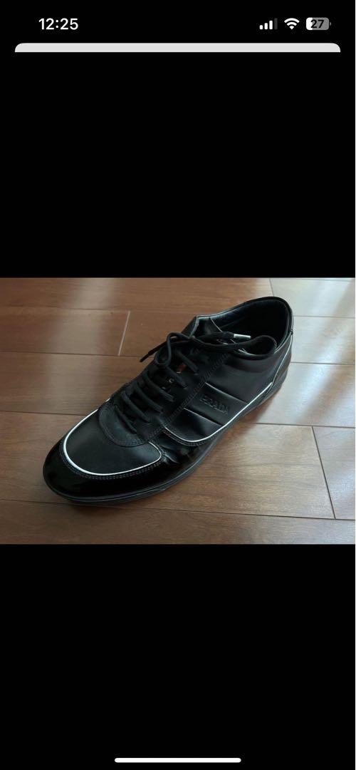 靴 PRADA