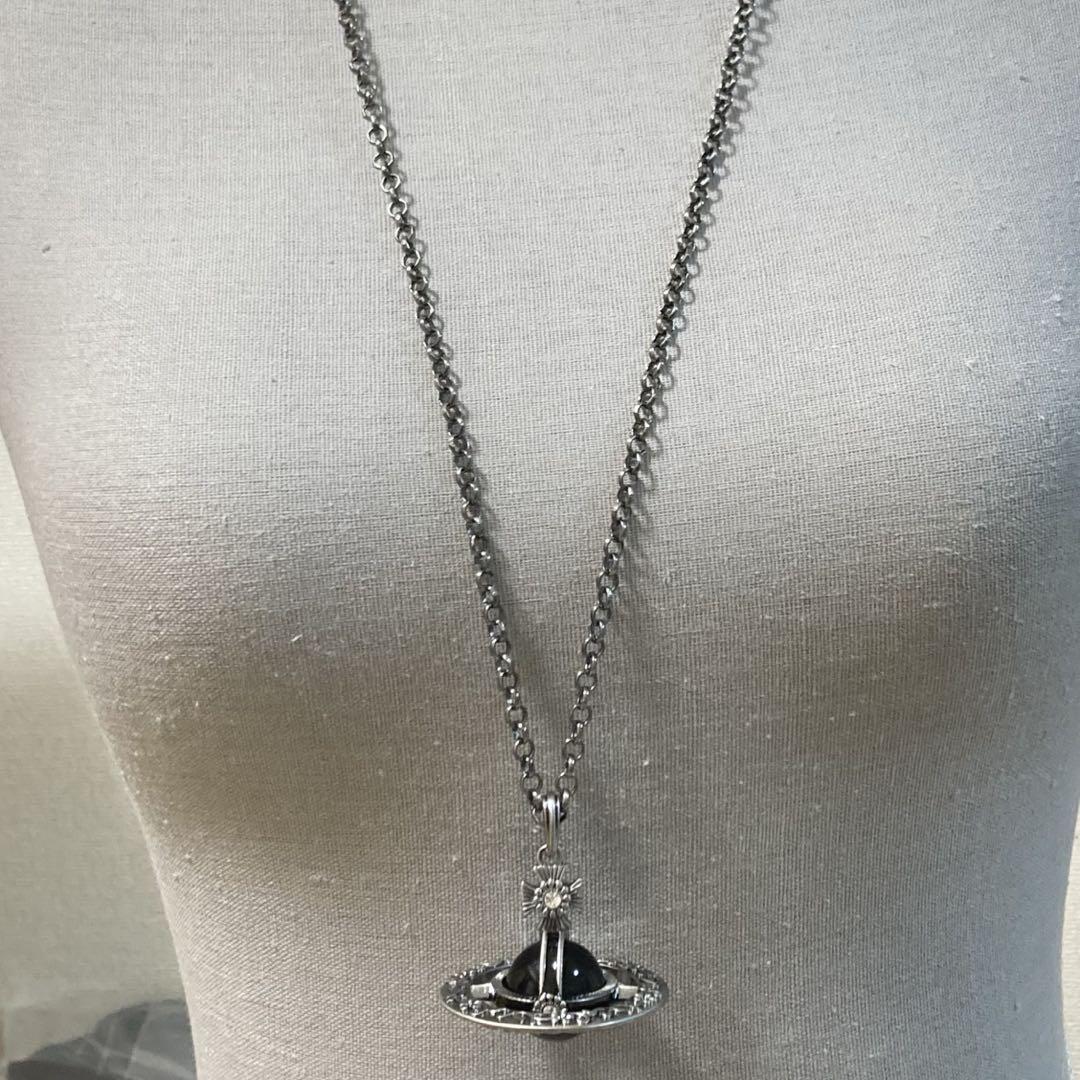 Vivienne Westwood オーナメンタルオーブネックレス ブラック