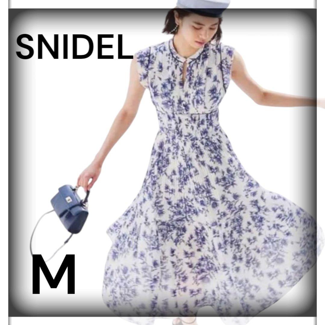 美品✨️SNIDEL✨️大人気花柄プリーツワンピース　インナー付　完売品　M