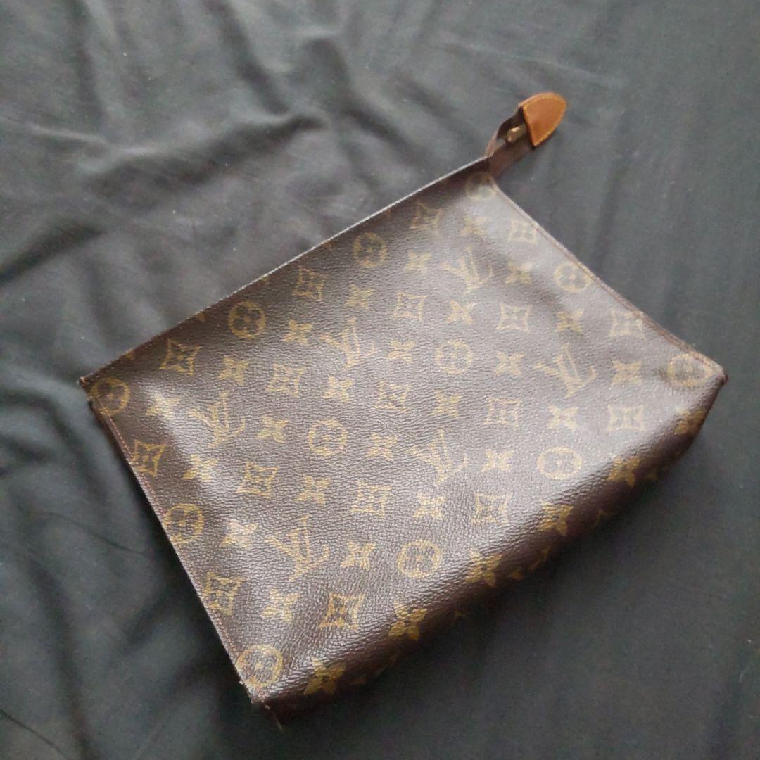 LOUIS VUITTON　クラッチバッグ