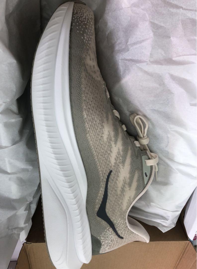 HOKA マッハ 6 MACH 6トレーニングシューズ ベージュ28cm