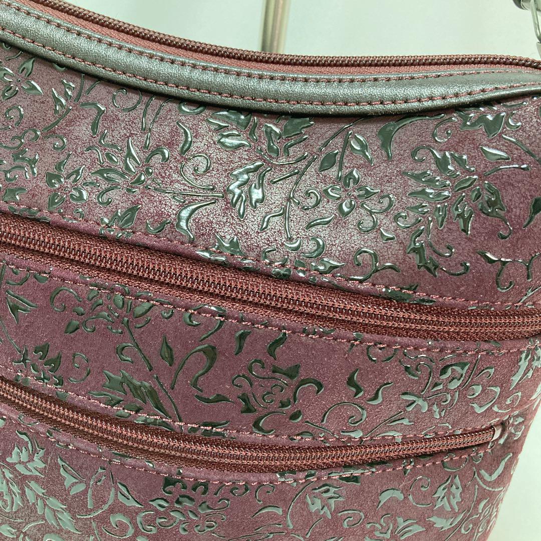 美品】印傳屋 INDEN-YA ポシェット ショルダーバッグ 鹿革 花唐草