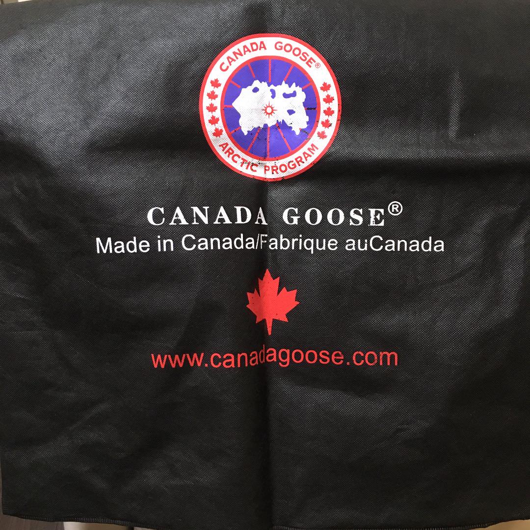 カナダグース ダウンジャケット ホワイト 4JftC-m98507829781 CANADA GOOSE NEW即納