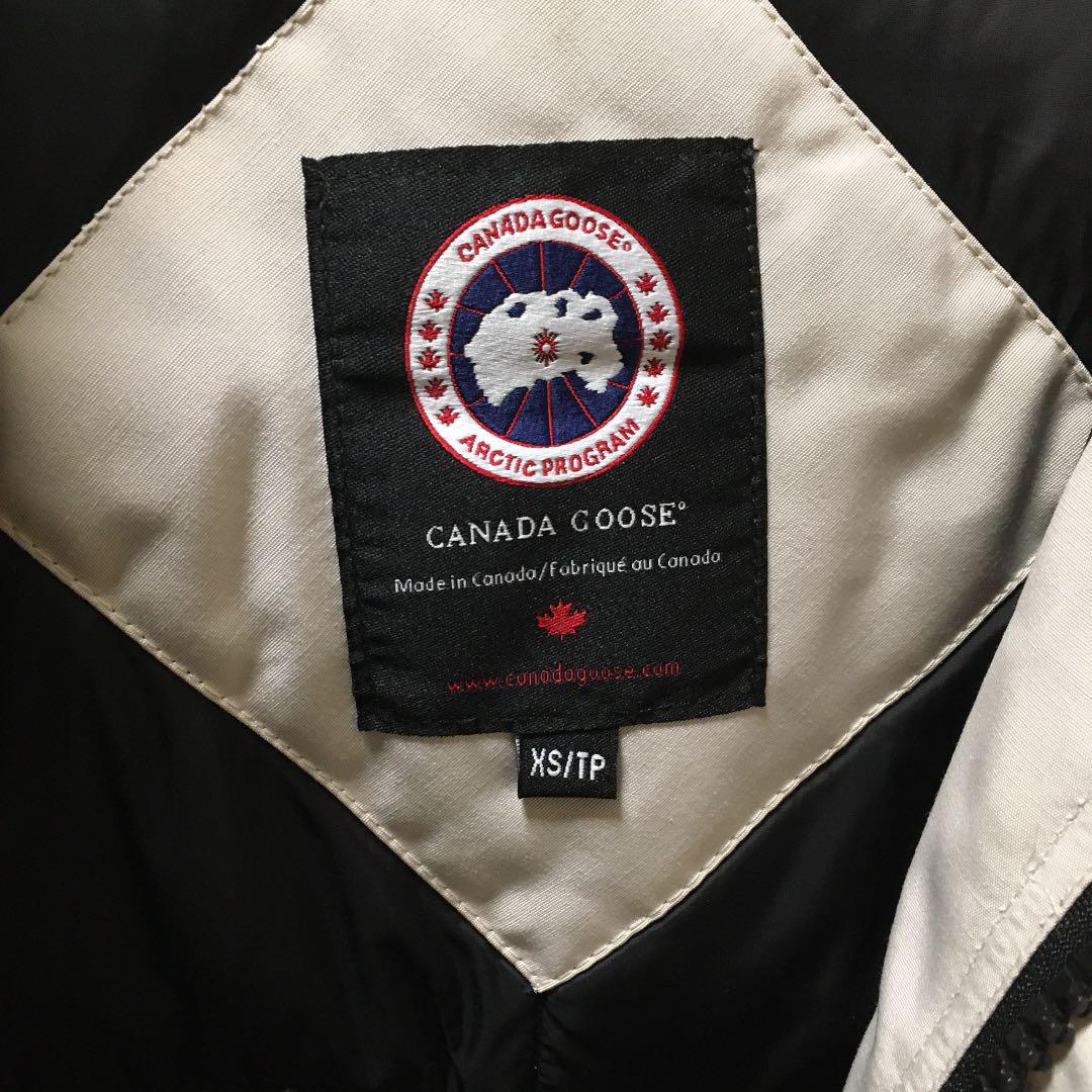 カナダグース ダウンジャケット ホワイト 4JftC-m98507829781 CANADA GOOSE NEW即納