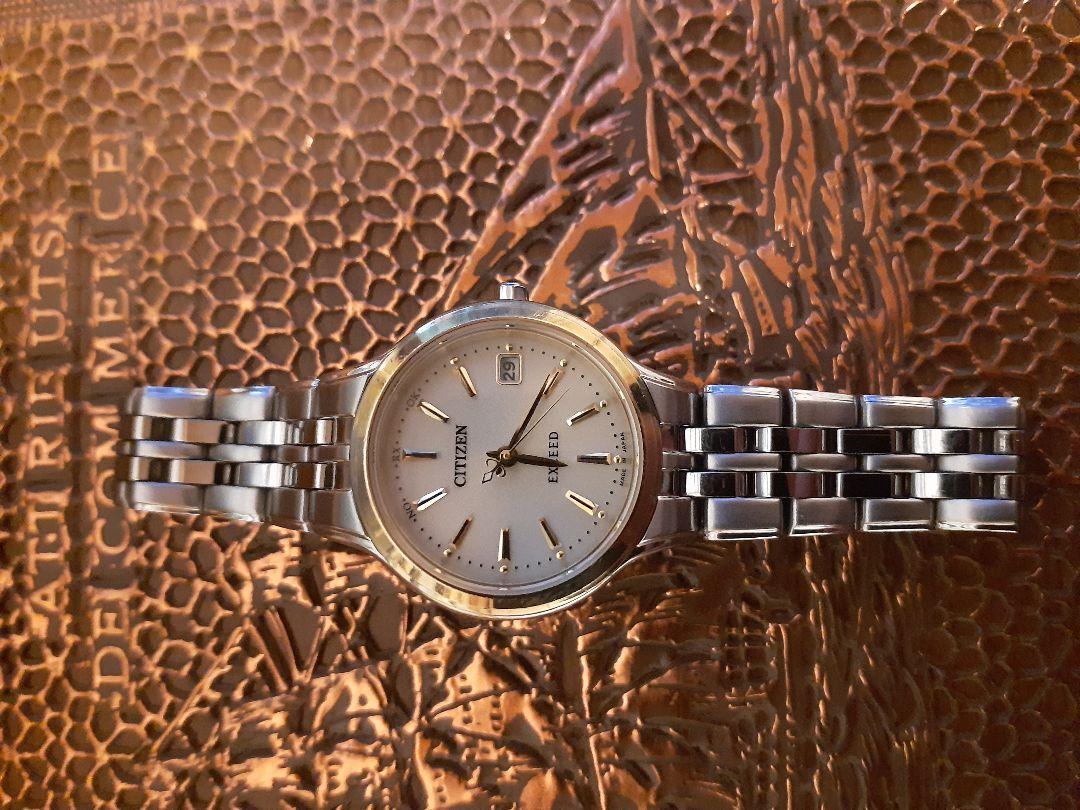 格安❗極美品❗CITIZEN EXCEED ゴールド×シルバー 電波ソーラー