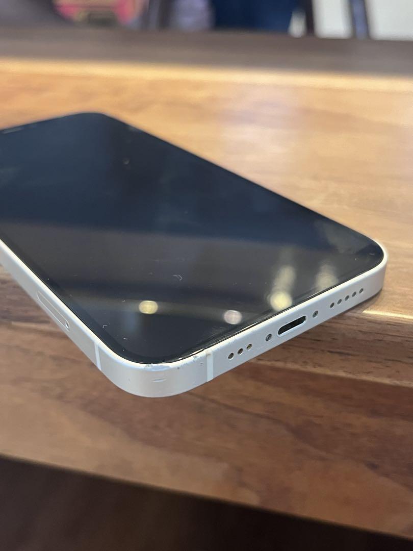 スマートフォン本体 Apple iPhone 12 64GB
