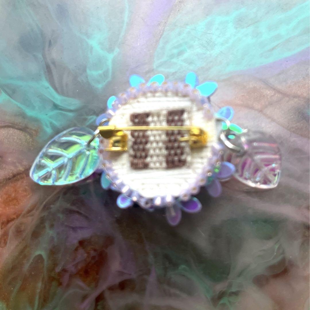 136.紫陽花 あじさい ビーズ 刺繍 ブローチ ハンドメイド