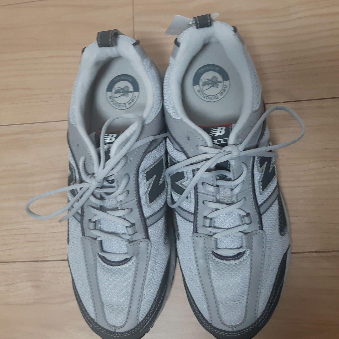 New Balance ニューバランス グレー スニーカー ランニング 25.5