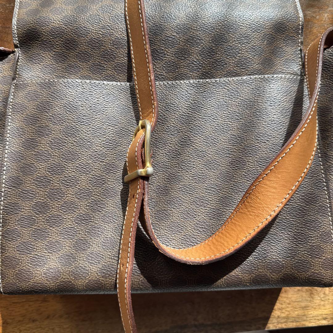 CELINE ブラウン レザー ショルダーバッグ