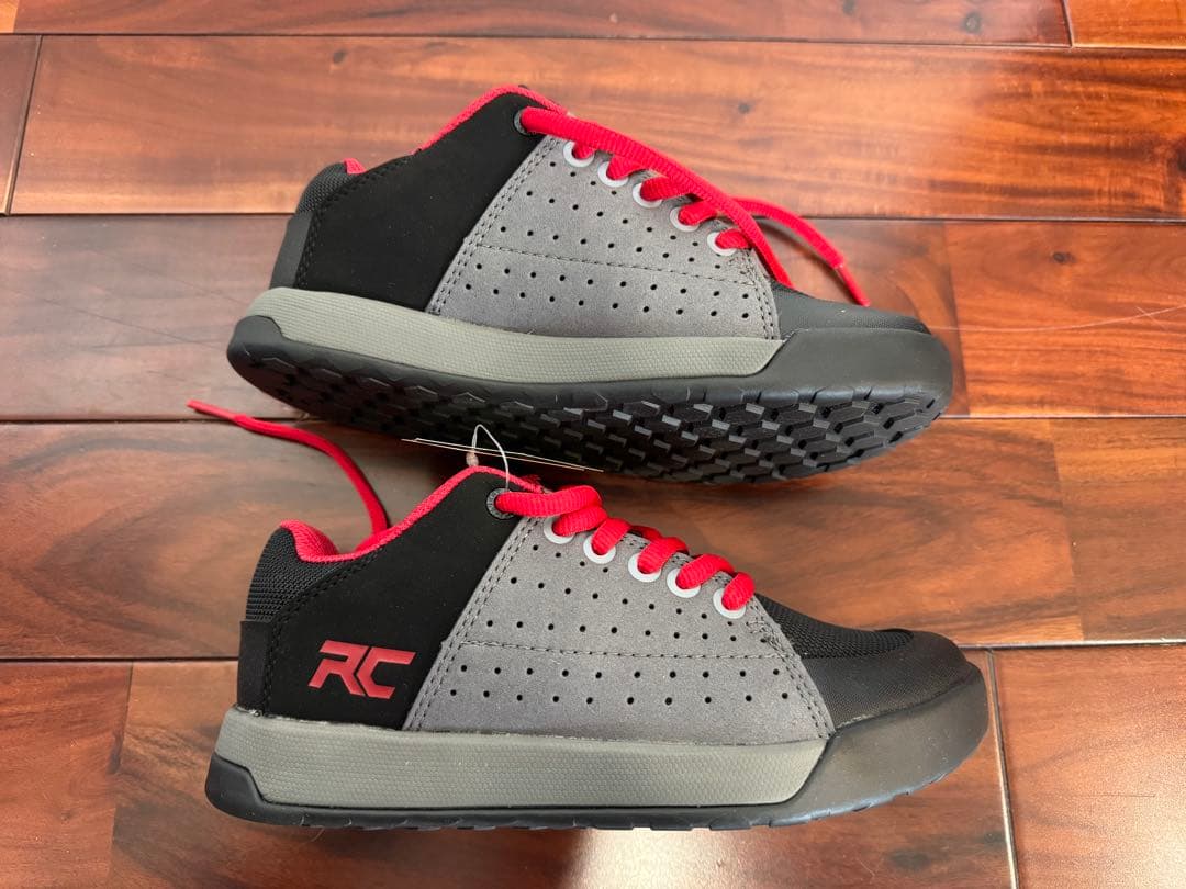 RIDE CONCEPTS LIVEWIRE キッズUS3目立った傷や汚れなし BRIGHTFACE_UK