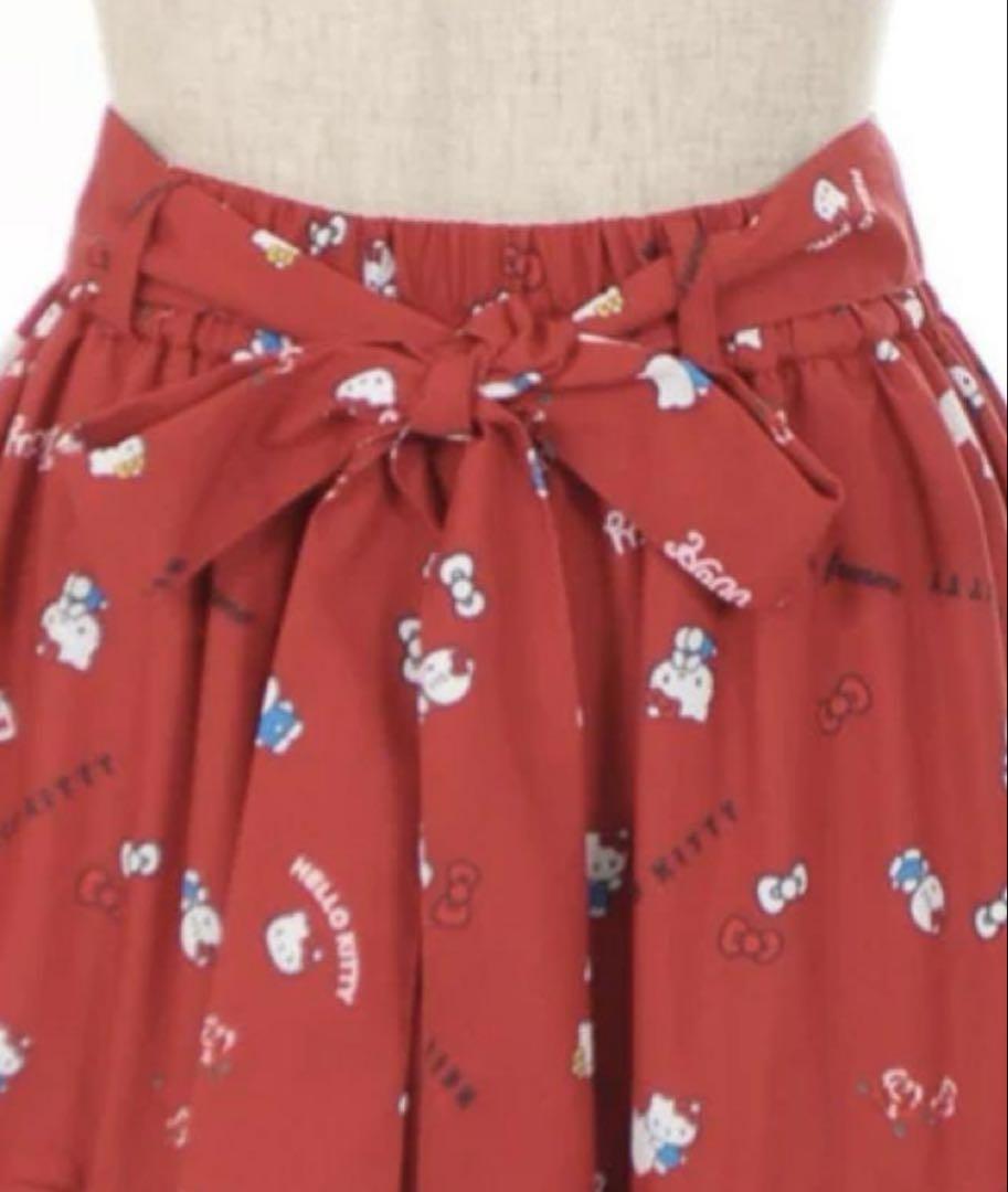 axes femme アクシーズファム ハローキティプリントスカート 赤