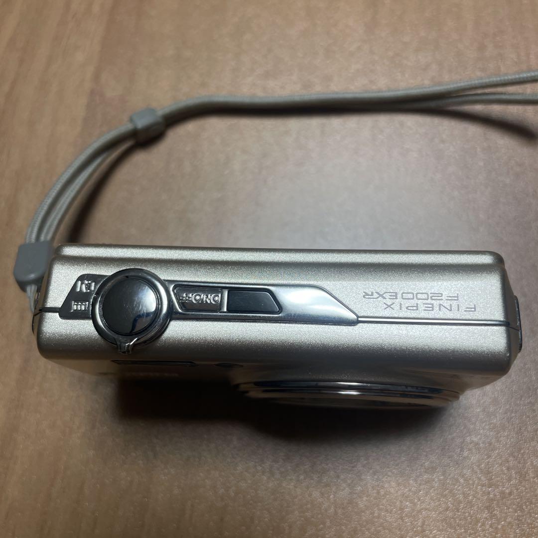 Fujifilm EXR Finepix F200EXRコンパクトデジタルカメラ
