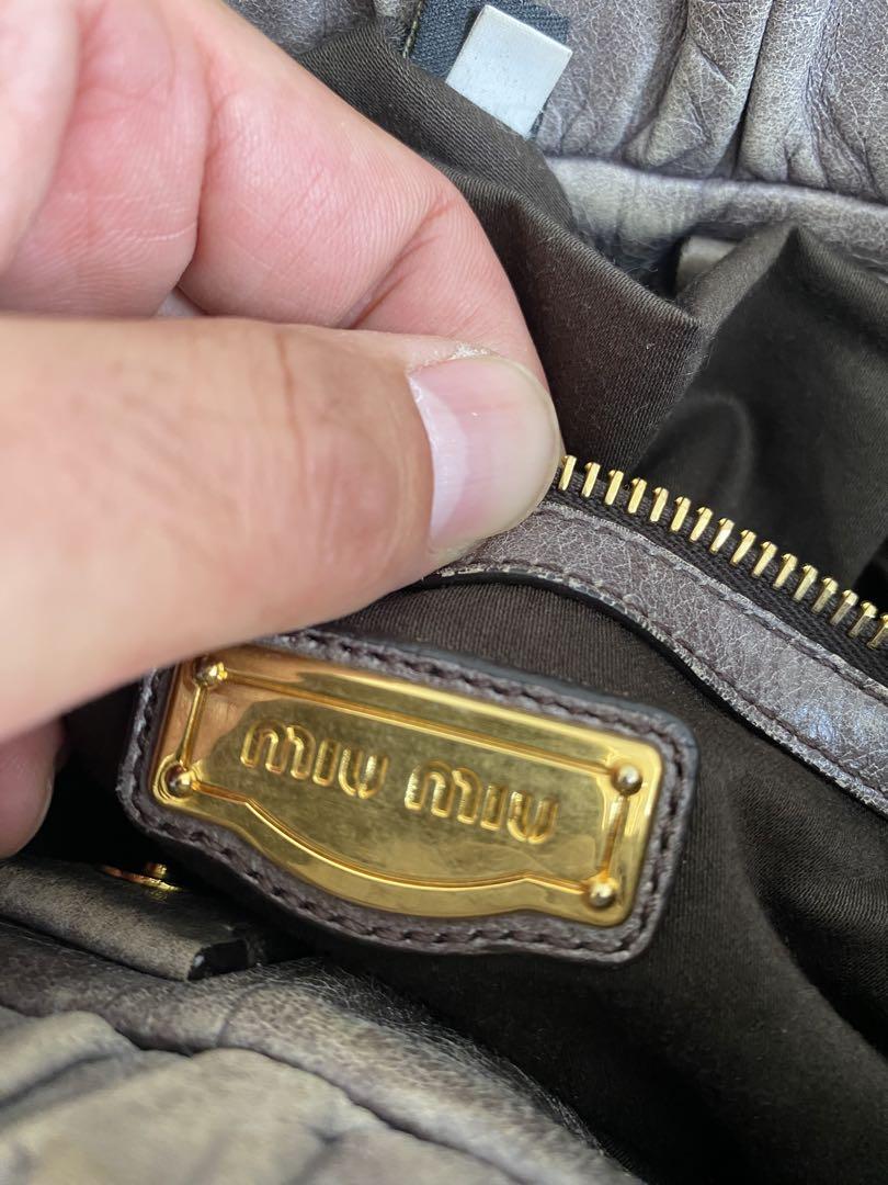 miumiu ヴィッテロラックス 2WAY バッグ　RT0383 ゴールド金具