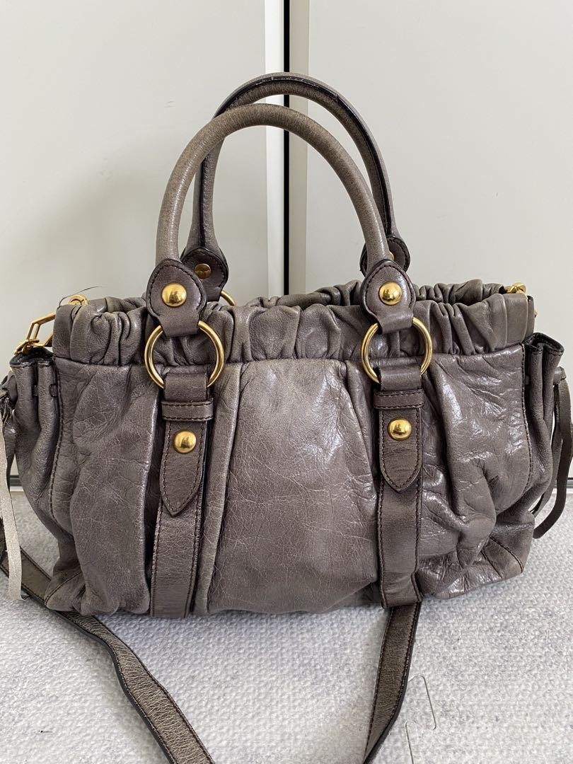 miumiu ヴィッテロラックス 2WAY バッグ　RT0383 ゴールド金具