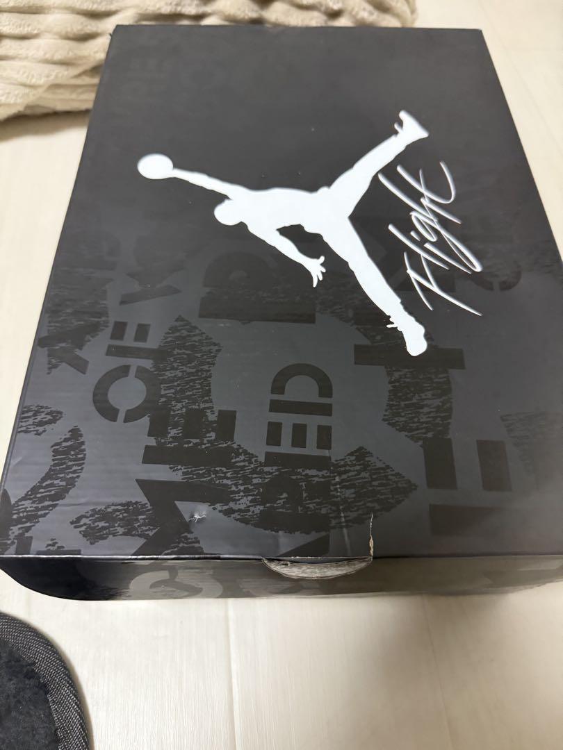 AJ4 industrial blue と fear
