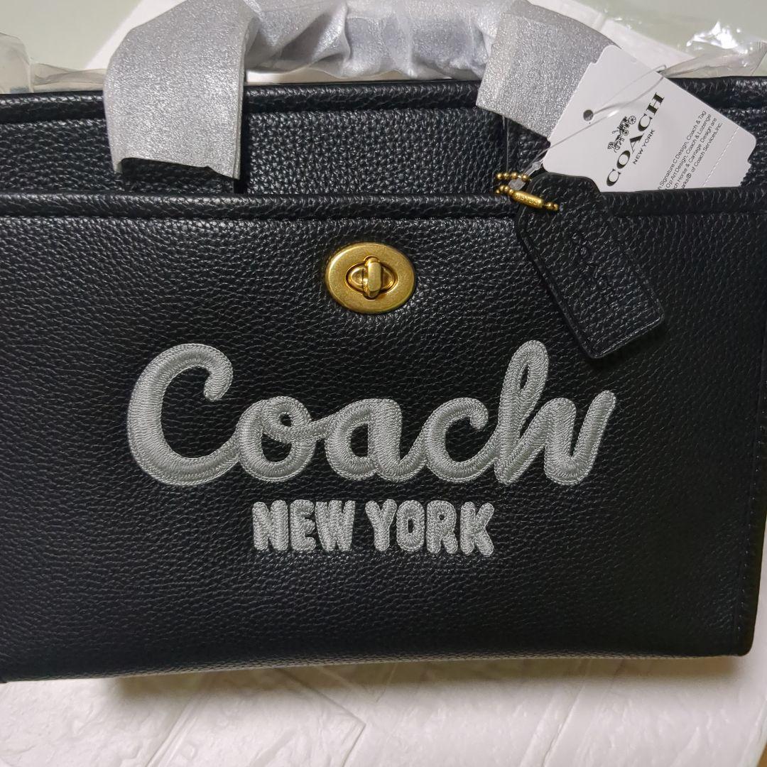 Coach カーゴバック　ブラック
