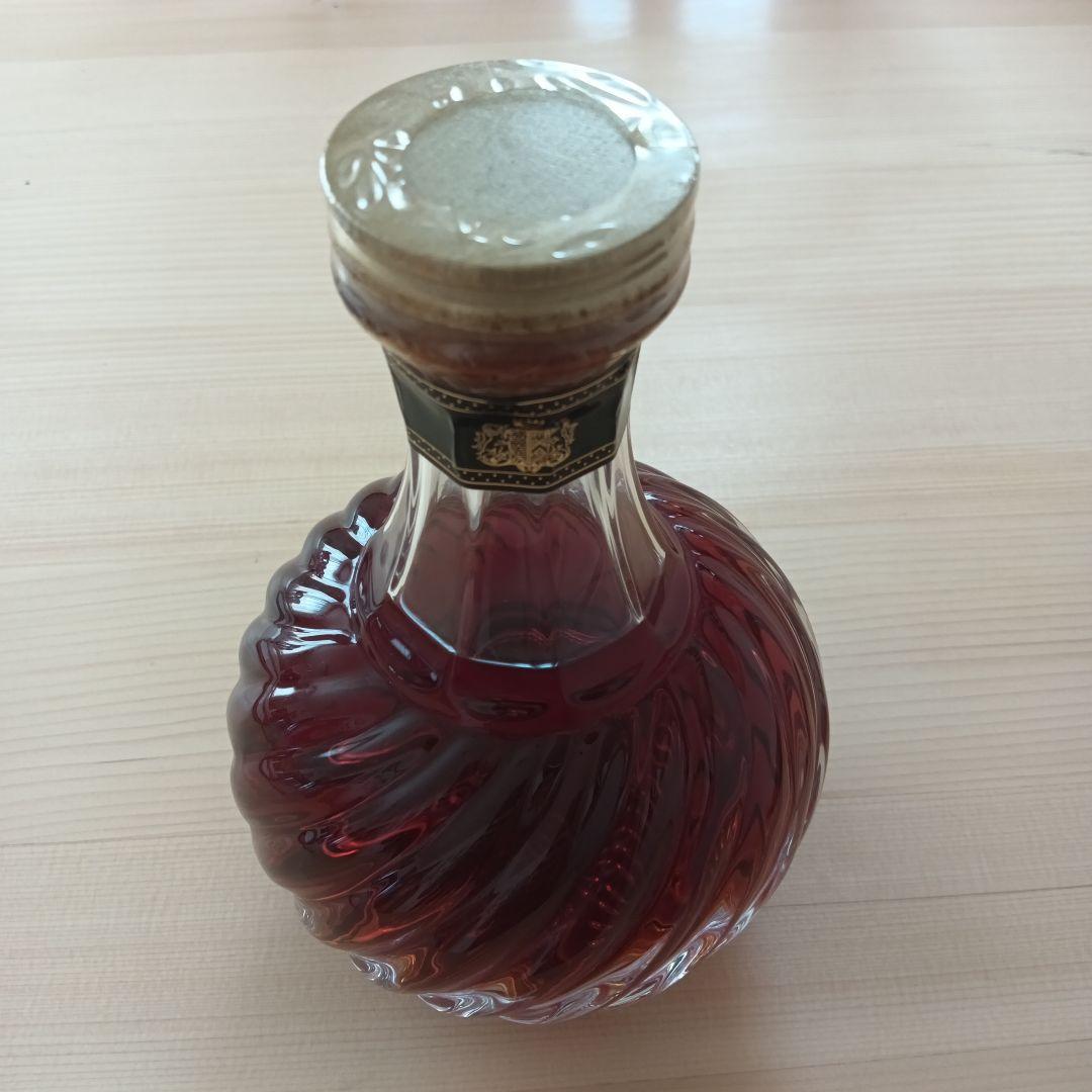 Cognac Otard 装飾的なボトル