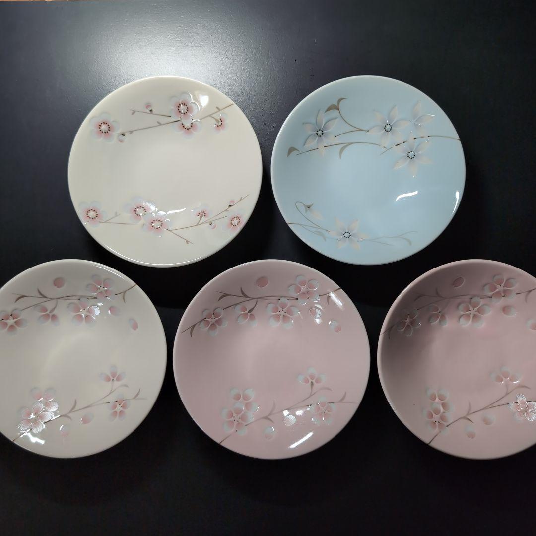 新品未使用】たち吉/橘吉 梅 桜 撫子 花柄取皿 3枚セット（昭和