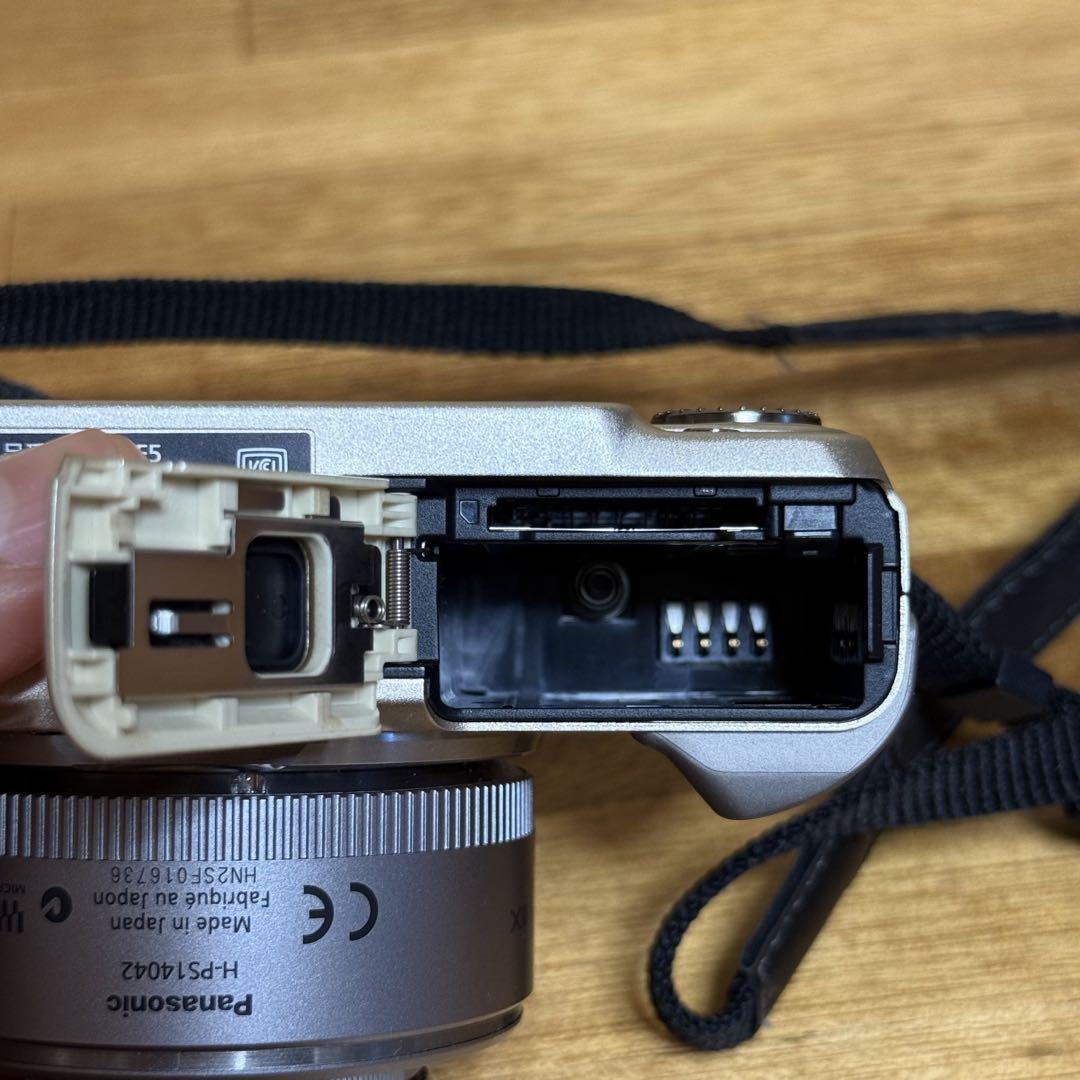 LUMIX GF5 シルバー 14-42mmレンズ付き