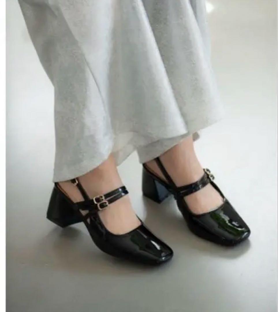 REZOY Wベルトバックストラップスクエアトゥパンプス