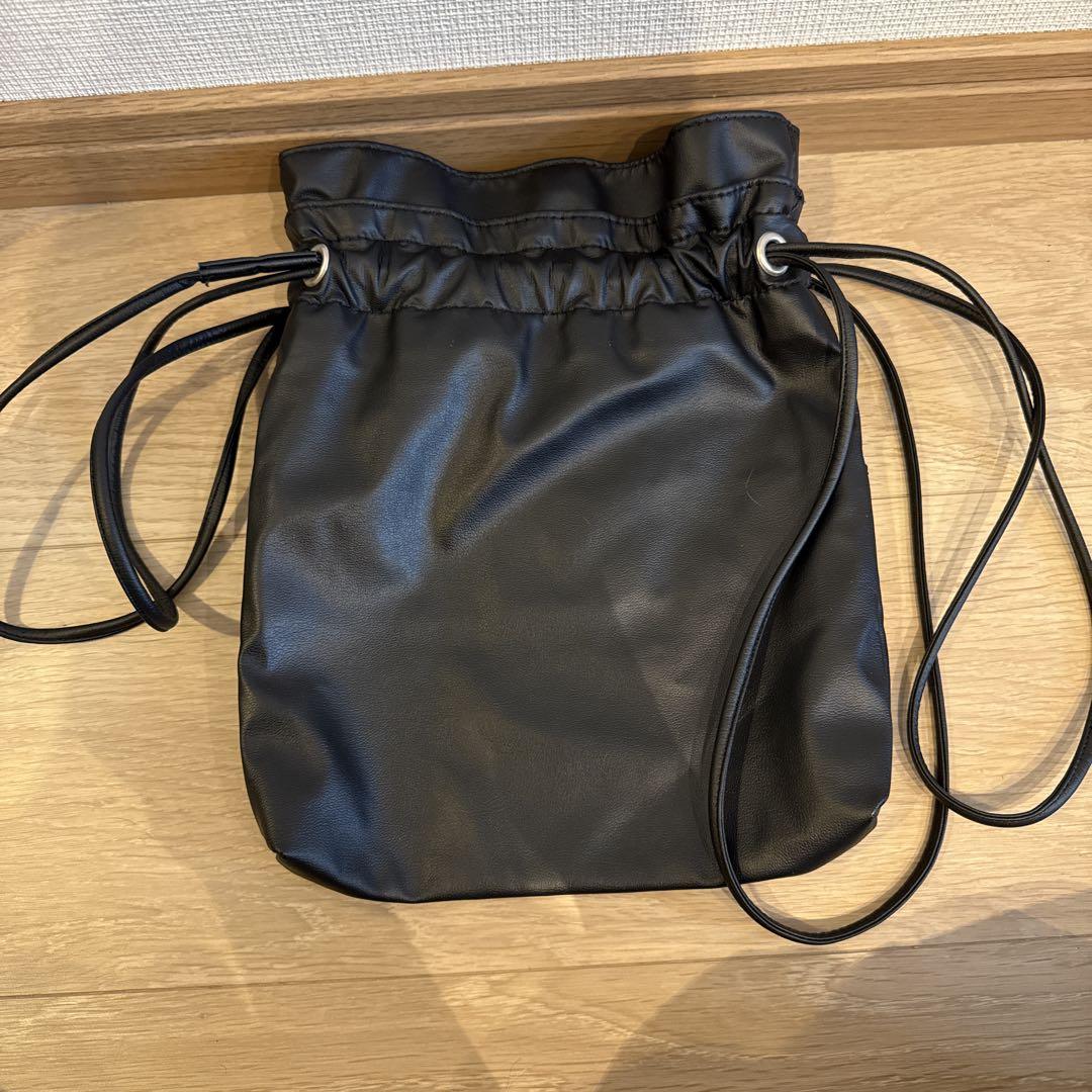 beautiful people ショルダーバッグ 2WAYレザー巾着バッグ beautiful people ショルダーバッグ 2WAYレザー巾着バッグ