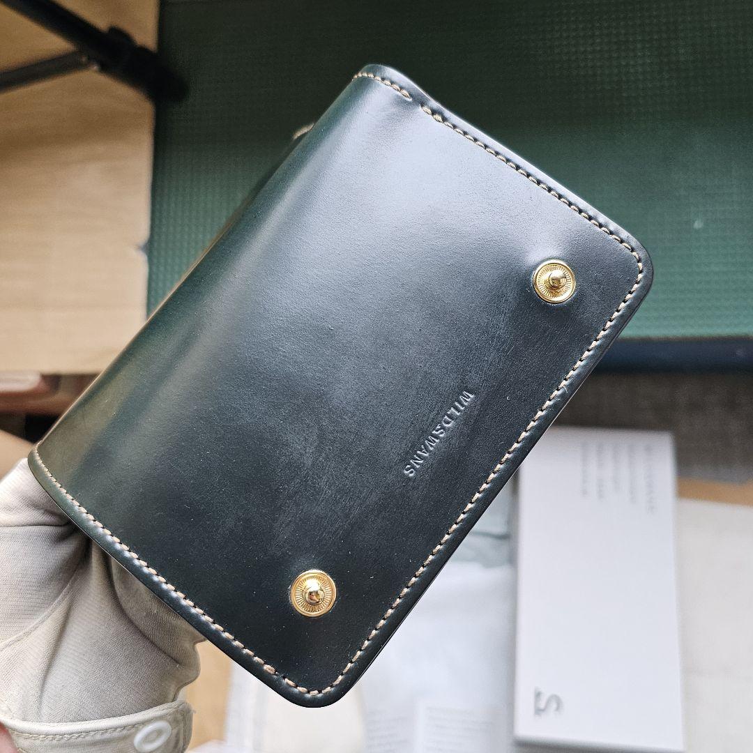 ワイルドスワンズ グリーン サドル シェルコードバン バーン Cordovan