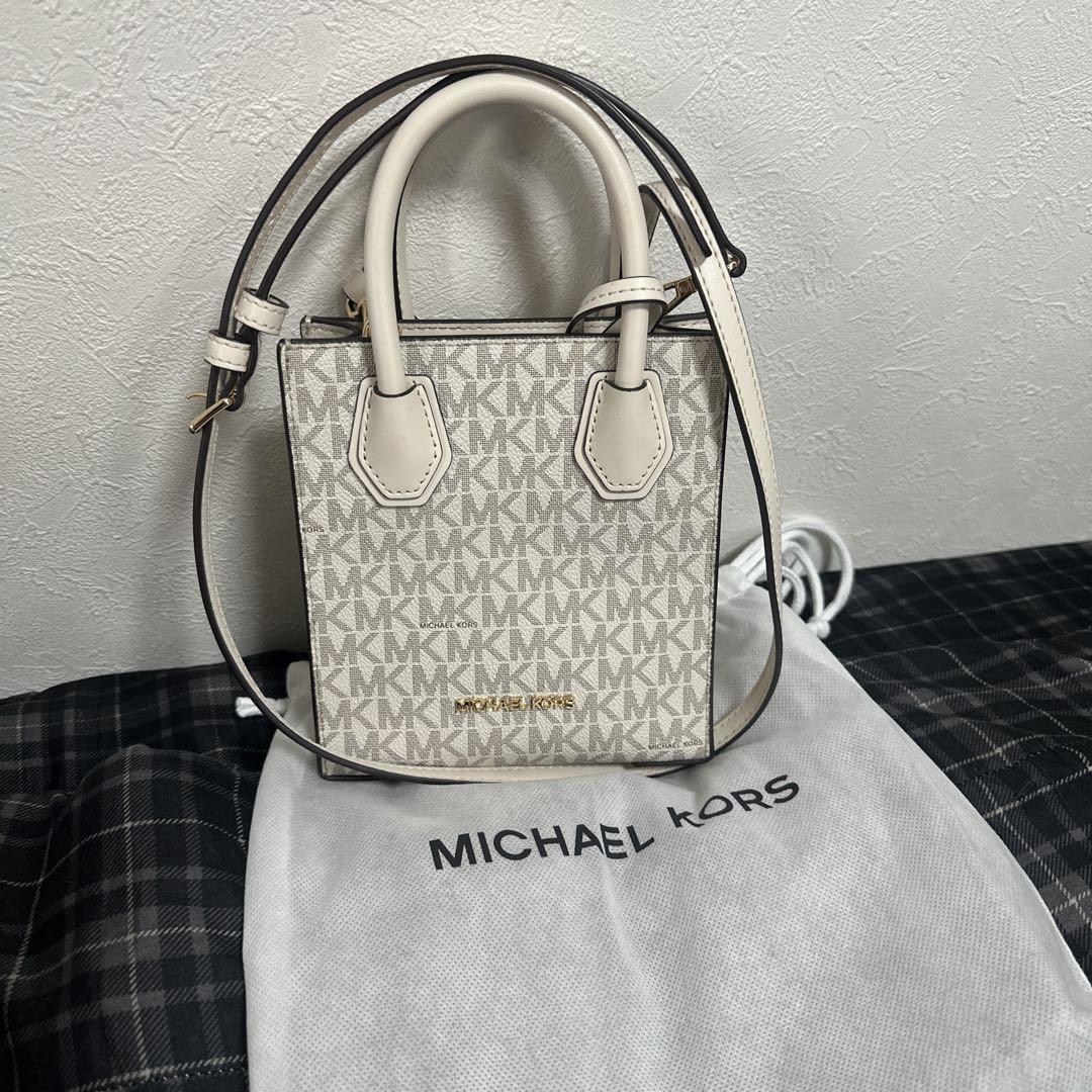 MICHAEL KORS MKロゴショルダーバッグ - メルカリ