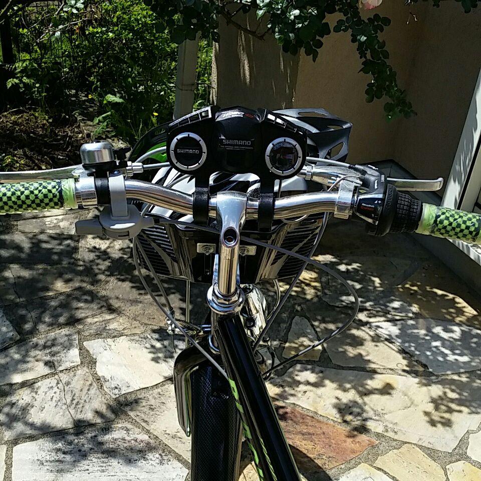 ジュニア自転車26インチ　本体　グリーン　緑　小学生　子供用