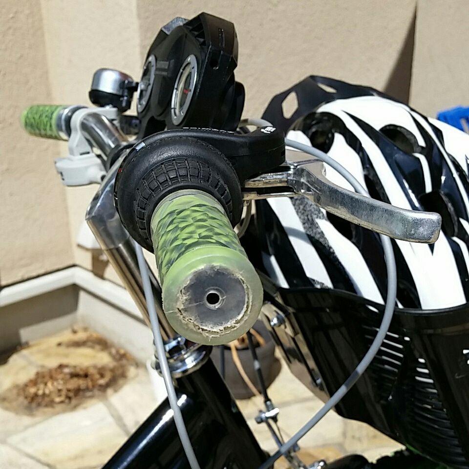 ジュニア自転車26インチ　本体　グリーン　緑　小学生　子供用