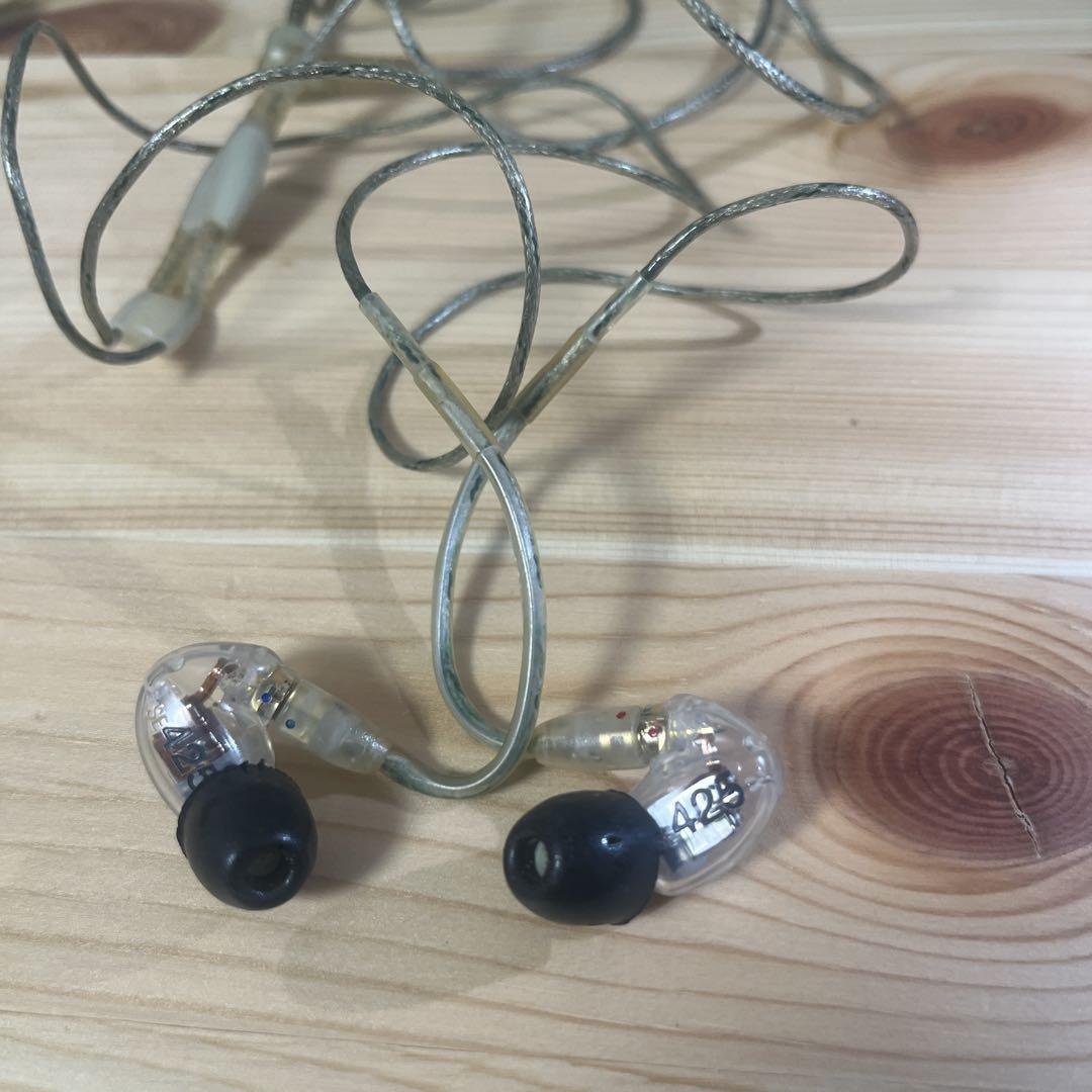 g*a様 SHURE 425 有線カナル型イヤホン g*a様 SHURE 425 有線カナル型イヤホン