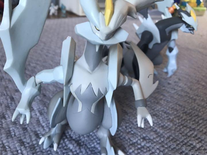 メルカリ ポケモンbw ブラックキュレム ホワイトキュレム フィギュアセット コミック アニメ 4 444 中古や未使用のフリマ