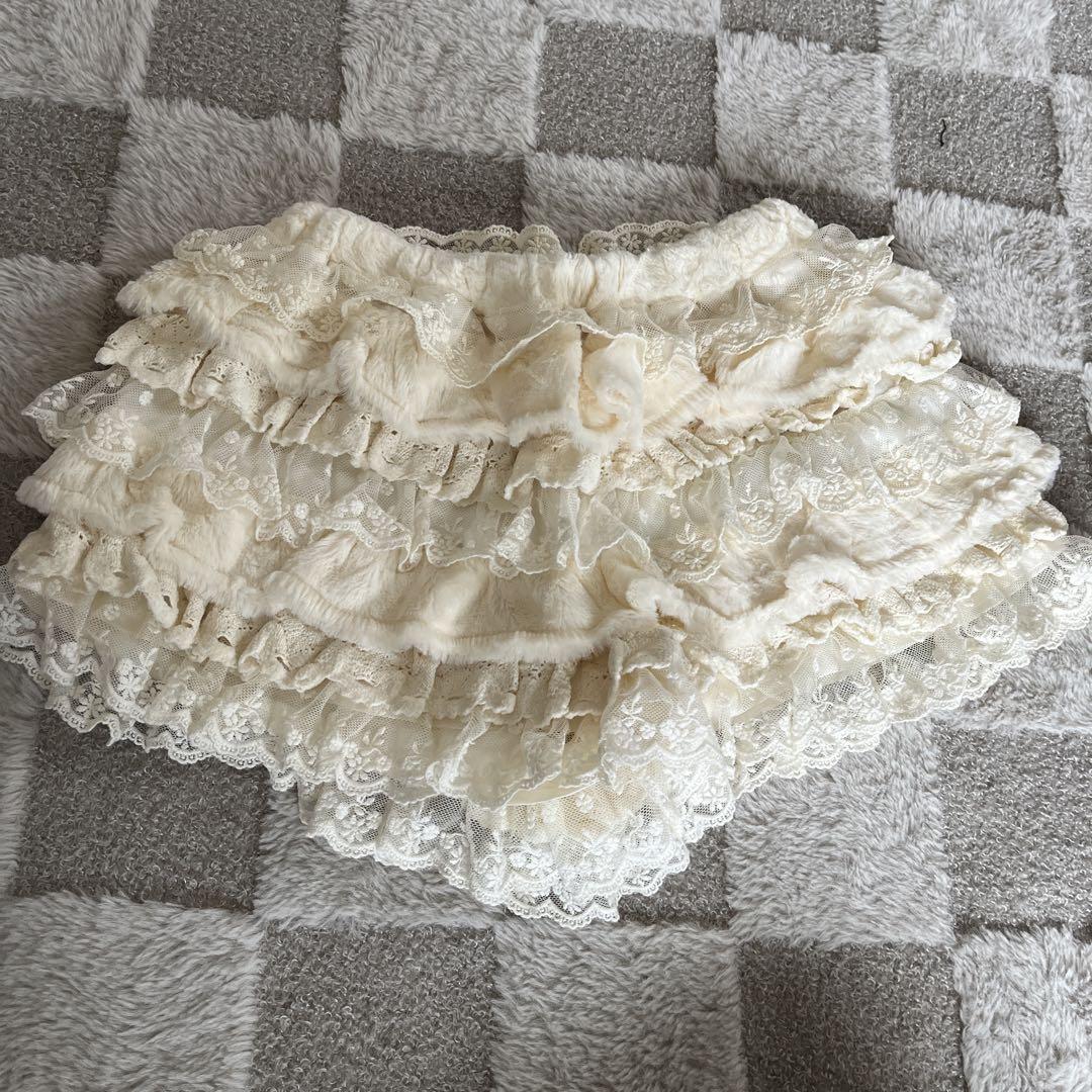 美品　LIZ LISAスカートパンツ