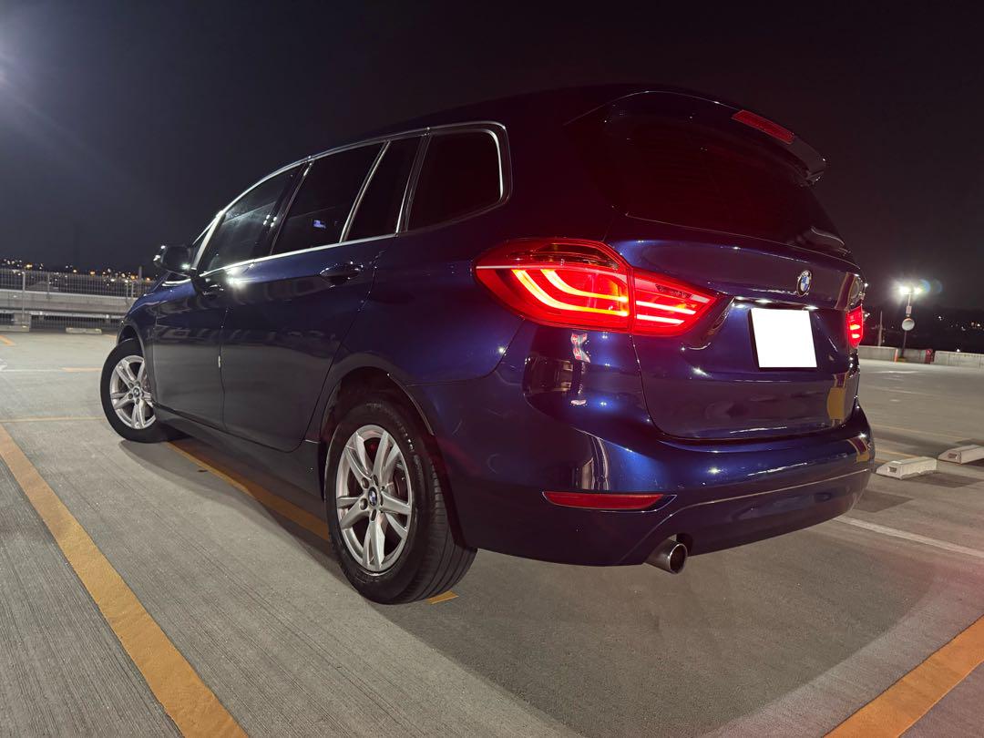 早期取引希望！低走行！BMW218dグランツアラー！