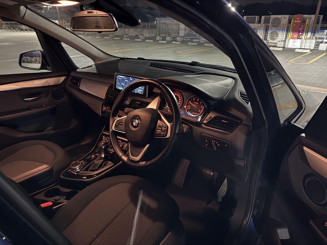 早期取引希望！低走行！BMW218dグランツアラー！