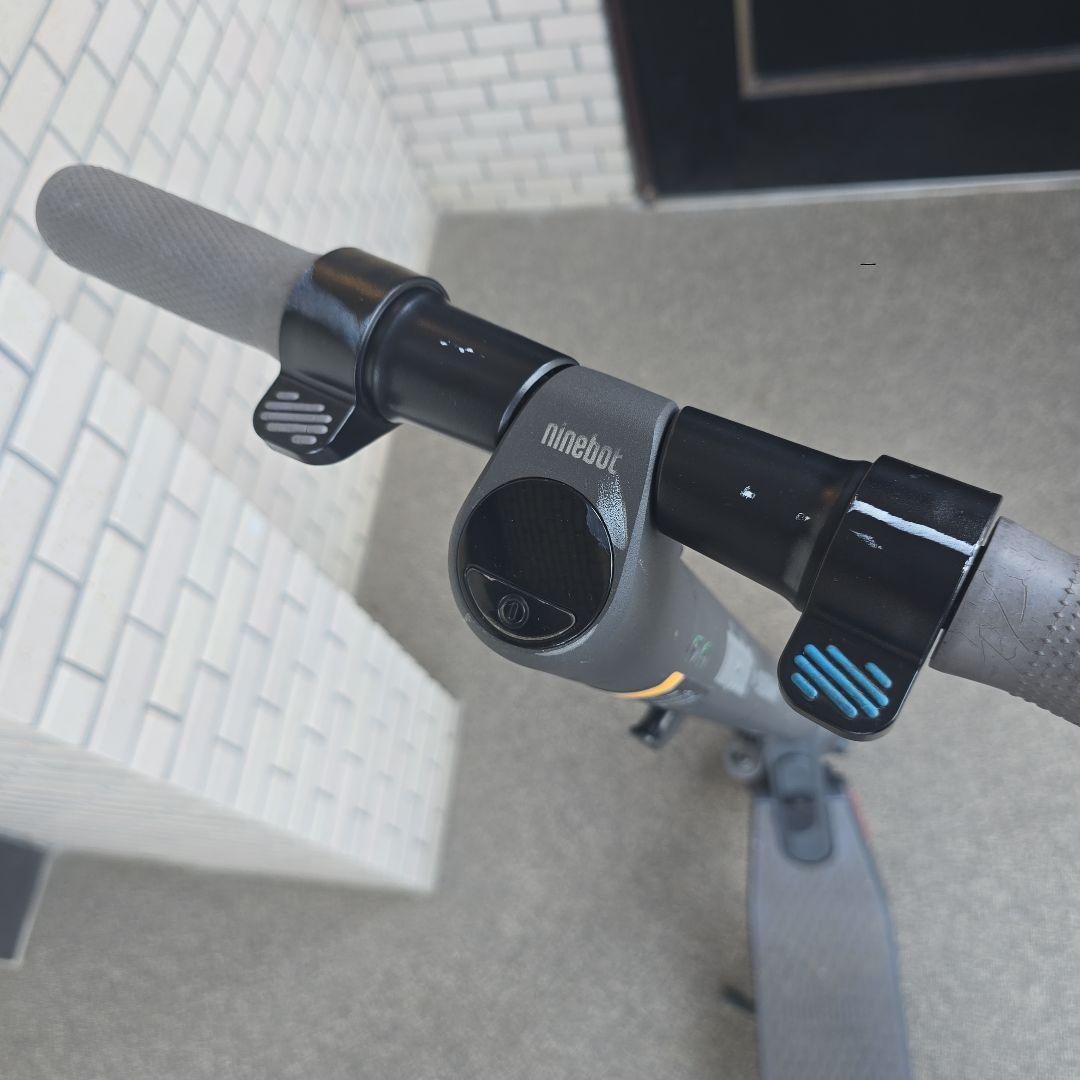 Ninebot by Segway 電動スケートボード グレー