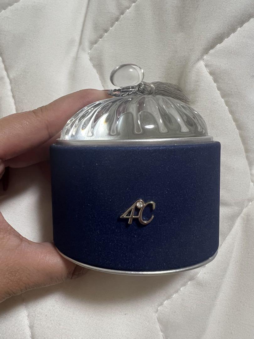 4°C ピアス