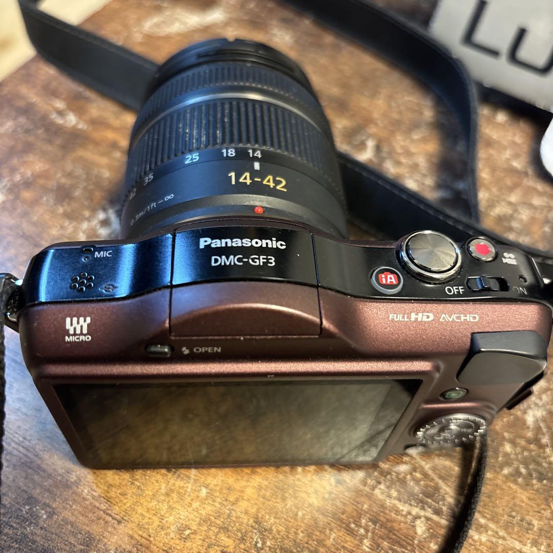 Amazon.com : Panasonic DMC-GF3 12.1 Mirrorless Camera with